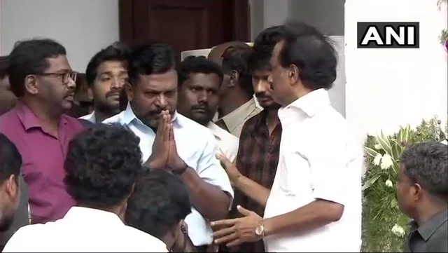 Live update: மெரினாவில் விதைக்கப்பட்டார் கலைஞர்! #Karunanidhi