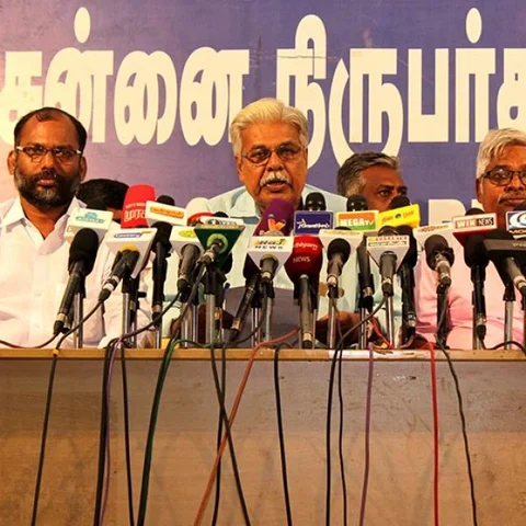 ஒன்றிணைந்த 27 அமைப்புகள்! - எட்டு வழிச்சாலை எதிர்ப்பு கூட்டமைப்பை உருவாக்கிய சமூக செயற்பாட்டாளர்கள்