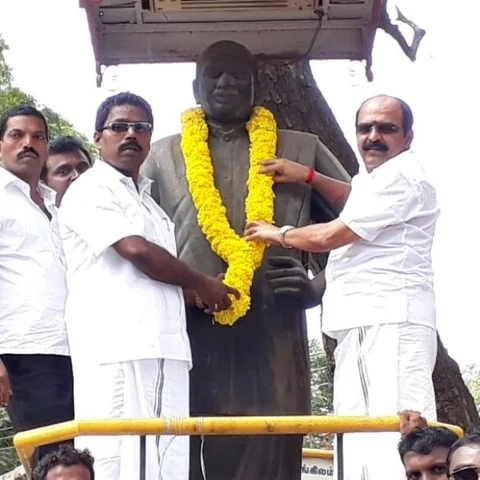 ’ஜெயலலிதாவைக் கண்டுகொள்ளாத பச்சைமால்’ - குமரி மாவட்ட அ.தி.மு.க-வில் சலசலப்பு