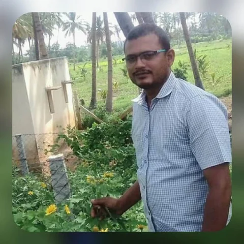 `என் உறவினரால் சாகப்போறேன்!' - நண்பர்களுக்கு வீடியோ அனுப்பி உயிரை மாய்த்த விவசாயி
