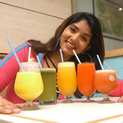 யார் யார் எந்தெந்த ஜூஸ் குடிக்கலாம்? 10 பழச்சாறுகள்... பிரமாதப் பலன்கள்! #Juice