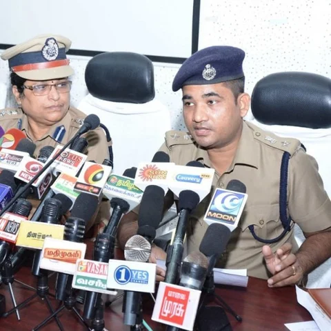 ‘மக்கள் பிரச்னைக்கு உடனடி தீர்வு!’ -வேலூர் மாவட்ட காவல்துறையின் 2018 சாதனைகள்