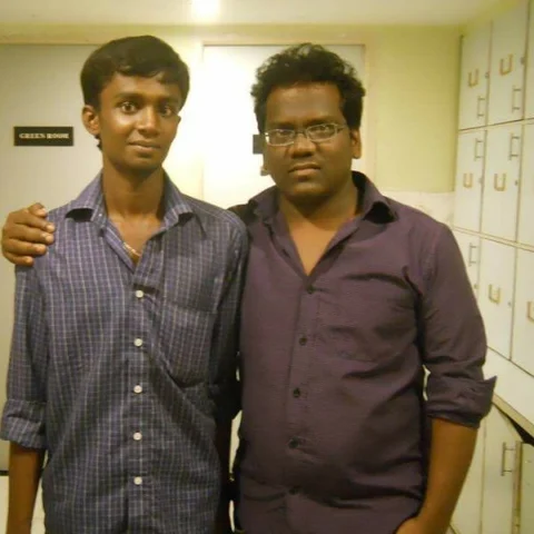 ஃபேஸ்புக் சாட்... ‘காஞ்சமுகி’ கான்செப்ட்... சிவகார்த்திகேயனின் லைக்ஸ்..! இது தீனா ஸ்டோரி - அத்தியாயம் 7