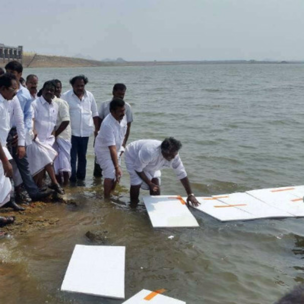வைகை அணையை மூடும் தெர்மாகோல் திட்டம்