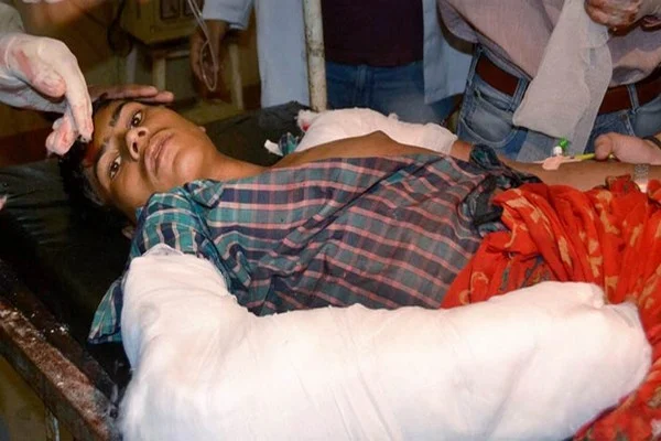 இந்திய எல்லையில் பாகிஸ்தான் நடத்திய தாக்குதலில் 6 பேர் பலி!