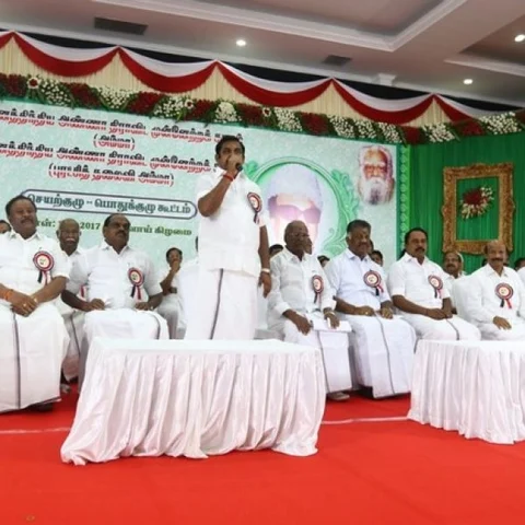 தங்களை மறந்து பேசும் அமைச்சர்கள்... ‘வெச்சி’ செய்யும் நெட்டிசன்கள்!