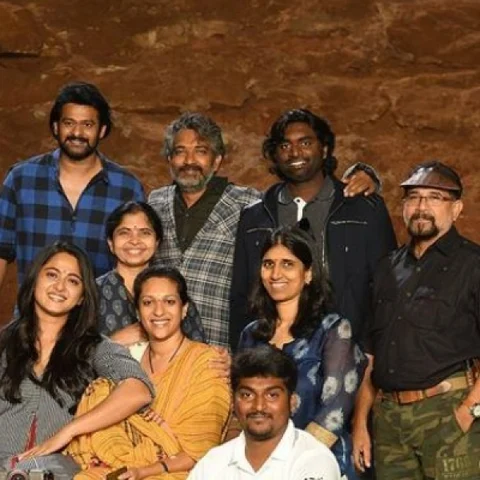 ‘அனுஷ்காவால வெயிட் குறைக்க முடியலை. ஸோ...!?’ - ‘பாகுபலி- 2’ ரகசியம் பகிரும் ராஜமெளலி