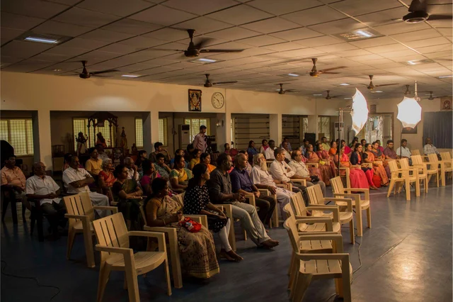 "உண்மையில் நீ எல்லையற்றவன். எது பரிபூரணமானதோ அது நீதான்" - கோவையில் ஜகதாத்மானந்த சரஸ்வதி சுவாமிகள் உரை!