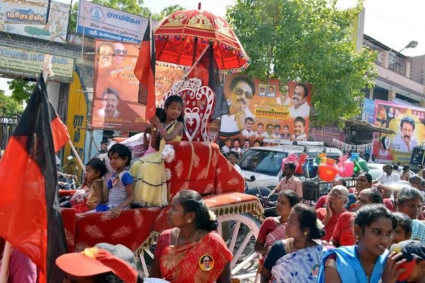 திமுக மாஜி அமைச்சருக்கு எதிராக களமிறங்கிய அதிமுக எம்எல்ஏ!