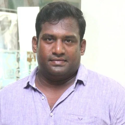 ``அந்த வலி எனக்கும் தெரியும்!’’- தங்க மங்கை கோமதி மாரிமுத்துக்கு ரோபோ ஷங்கரின் அன்புப் பரிசு