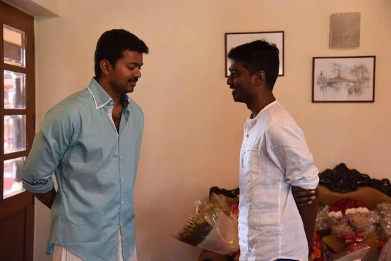 அட்லி விஜய் படத்துக்குப் பணச்சிக்கலா?