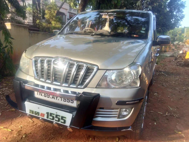 சொகுசுக் காரில் பறிமுதல் செய்யப்பட்ட பொன்.ராதாகிருஷ்ணன் படம் பொறித்த அட்டைகள்!