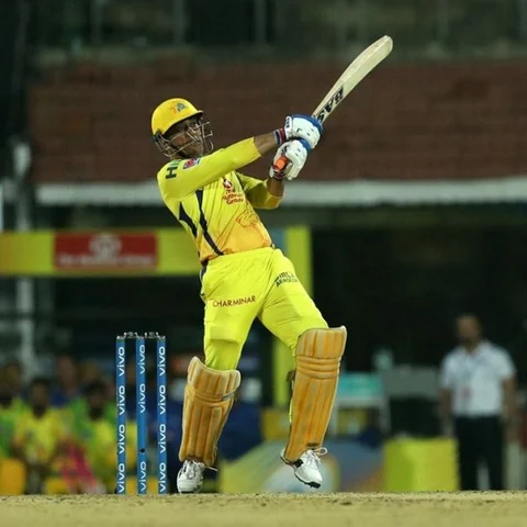 பராசக்தி எக்ஸ்பிரஸ் முன் தலைகீழாகக் குதித்து நசுங்கிய டெல்லி கேபிட்டல்ஸ்! #CSKvsDC
