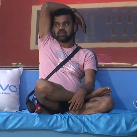 2 பல்பு, 1 சென்சார் கட், 1 கல்யாண விண்ணப்பம்..! - பிக்பாஸ் மிட்நைட் மசாலா டீஸர்
