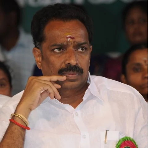 `எங்க கூட்டணியைப் பார்த்து மிரண்டு போயிருக்கிறார்கள்!"- அமைச்சர் எம்.ஆர்.விஜயபாஸ்கர்