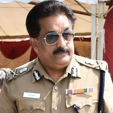 “ஜார்ஜ் தூக்கி அடிக்கப்பட்ட மர்மம்... கூவத்தூர் கதை... ஜெயித்த சத்தியமூர்த்தி... தோற்ற தாமரைக்கண்ணன்!” #NewsChat