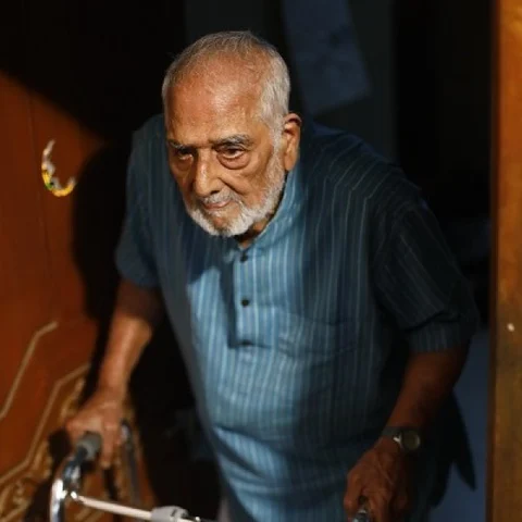 கட்டபொம்மன் வரலாறு இருக்கிறவரை சிவாஜி நிலைப்பார், ஜாக்சன் துரையான நானும்! - சி.ஆர்.பார்த்திபன்