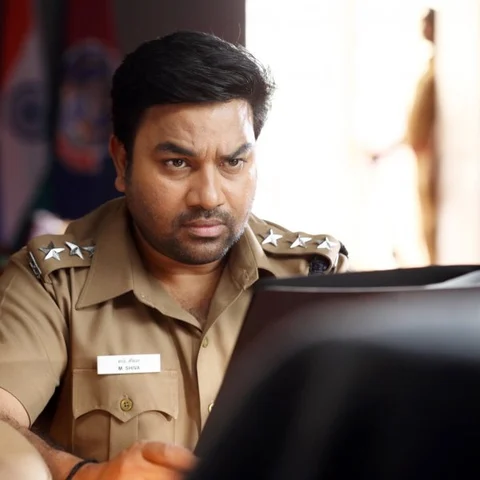 விஜய்-முருகதாஸ், அஜித்-சிவா, சூர்யா-கெளதம் காம்போ வரிசையில் சிவா-அமுதன்! `தமிழ்ப் படம் 2' விமர்சனம்