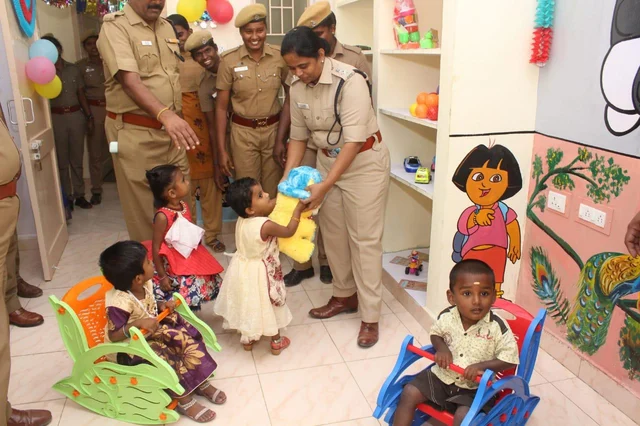 திருப்பூரில் காவலர்களின் குழந்தைகளைக் காக்கும் காப்பகம் தொடக்கம்