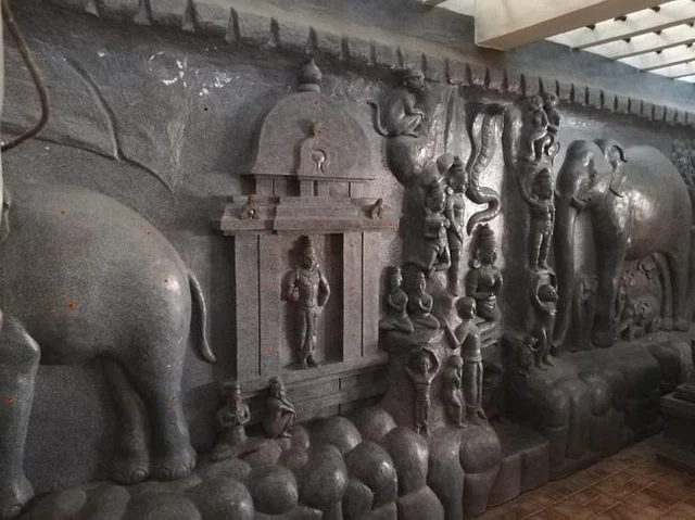 இப்படியொரு மருத்துவமனையைக் கண்டிப்பா பார்த்திருக்கமாட்டீங்க.. மன்னார்குடி ஆச்சர்யம்#MyVikatan