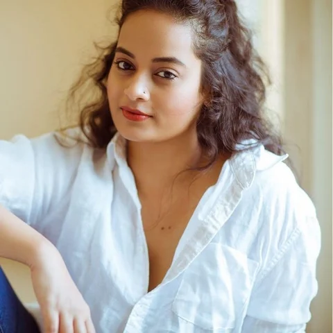 "உங்களுக்கு நான் செல்ஃபிஷ்ஷா தெரிஞ்சா அதுக்கு என்ன பண்ண முடியும்?" - 'பிக்பாஸ்' சுஜா