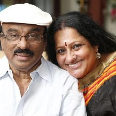 ``கடைசிக்கட்டத்தில் கணவரைக் குழந்தையாப் பார்த்துக்கிட்டது என் பாக்கியம்!" - நடிகை சீமா