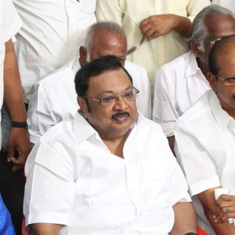 `கலைஞர் சிலை திறப்பா? அதை டி.வியில் பார்த்துக்கொள்கிறேன்’ - அழகிரி கடுகடுப்பு!