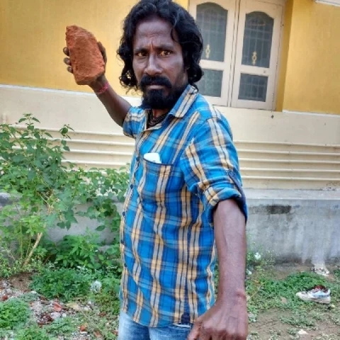 ‘அடுத்த படத்தில் மூணு கெட்டப் சைக்கோ..!’ - ‘செங்கல் சைக்கோ’ ராம்குமார் #VikatanExclusive