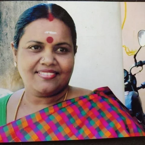 ``அம்மா ஏங்கனு கூப்பிட்டா.. ஏன் ஏங்குறனு அப்பா கிண்டலடிப்பார்'' - கவியரசு மகள் கலைச்செல்வி