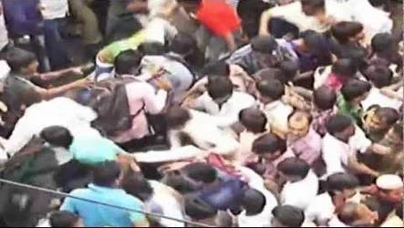 ஜார்க்கண்ட்: ஆசிரம நெரிசலில் சிக்கி 9 பேர் பலி!