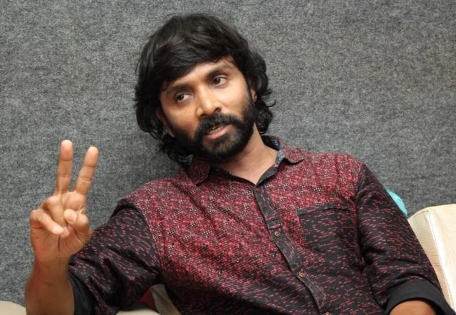 'நோஞ்சான் ஆரவ்வை என் எதிரியாகப் பார்க்கவில்லை' - சினேகனின் பிக்பாஸ் அனுபவம் #VikatanExclusive