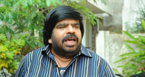 ’இருக்கா.. இருக்கு.. வருமா.. வராது..!’ - இது எந்த இயக்குநரின் ஷூட்டிங் ஸ்பாட்? #ஒரு ஜாலி அலசல்!