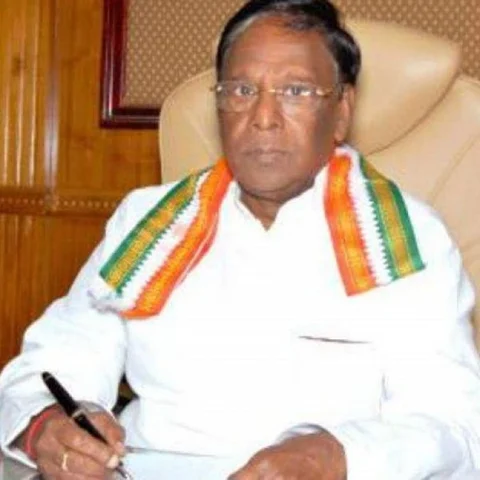 `2004, 2009ல் 90% பொய்யாகியுள்ளது!'- கருத்துக்கணிப்புகளை ஏற்க மறுக்கும் நாராயணசாமி