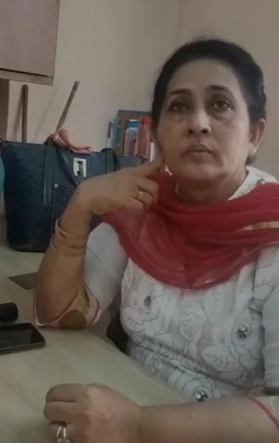 `சமாளிக்கிறது கஷ்டம்; உங்களுக்கு அட்மிஷன் கிடையாது' - தந்தை இல்லாத மாணவனை சேர்க்க மறுத்த பள்ளி!