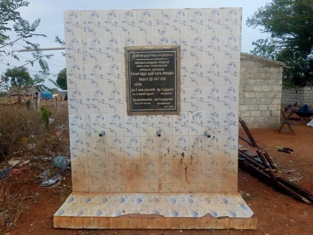 அடிப்படை வசதியில்லாத விருதுநகர் மொட்டைமலை கிராமம்! அவஸ்தையில் நாடோடியின மக்கள்!