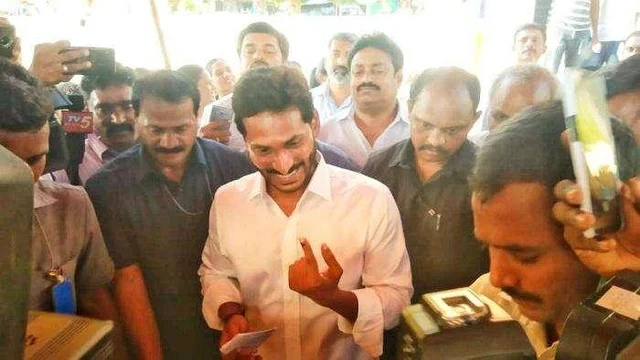 ஆந்திரத்தில் ஜெகனுக்கு `ஜெயம்’! சரிந்தார் சந்திரபாபு நாயுடு