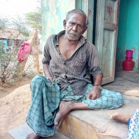 `பிச்சை எடுத்து குழந்தைகளுக்கு இலவசமா டியூஷன் எடுக்கிறேன்’ - சிவகங்கை செல்வராஜ் #MyVikatan