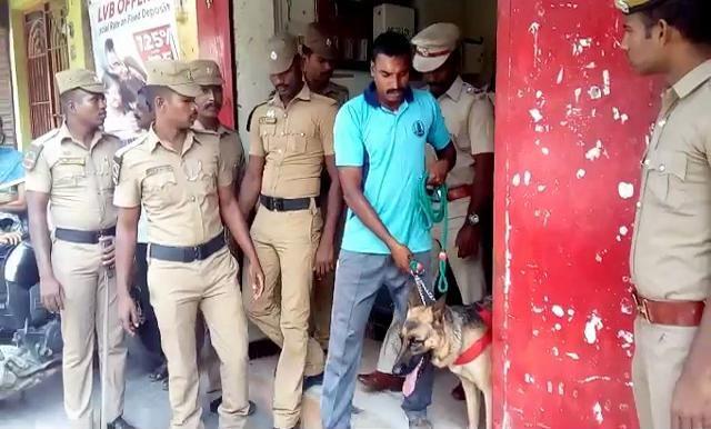 `பூட்டையும் உடைக்கல, துளையும் போடல!'- கதிகலங்க வைத்த வடமாநிலக் கொள்ளையர்கள்
