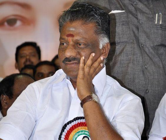 `2 பேரின் வெற்றியை பலி கொடுத்தவருக்கு கேபினட் பதவியா?!' - ரவீந்திரநாத்துக்கு எடப்பாடி வைத்த கடைசிநேர செக்
