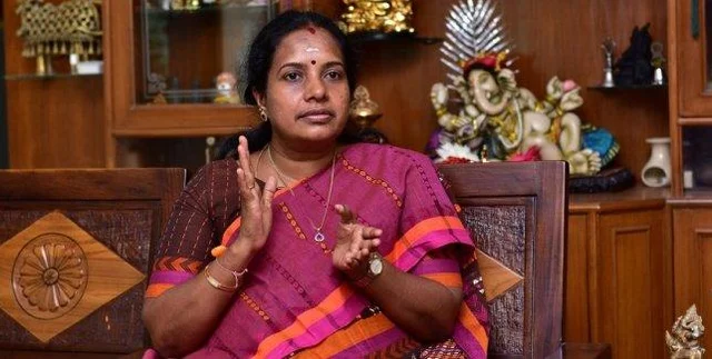 "மக்களுக்கும் எங்களுக்குமான உறவு எங்கோ அறுபட்டிருக்கிறது!" - மனம் திறக்கும் வானதி சீனிவாசன்