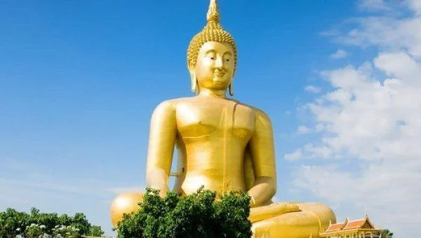 `அழிப்பது அல்ல... காப்பதே வீரம்’ - அன்பின் வழியை போதித்த புத்தர் அவதரித்த தினம் இன்று!