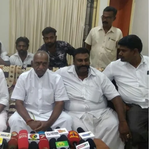 ‘தமிழக பா.ஜ.க தோல்விக்கு நானே பொறுப்பேற்கிறேன்’ - கலங்கும் பொன்.ராதாகிருஷ்ணன்
