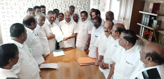 `நம்மை நாமே ஏமாற்றிக்கொண்டோம்!' - கொந்தளித்த ராமதாஸ்; `ஆதங்க' அன்புமணி