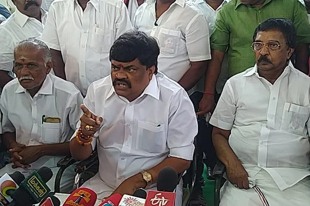 ராஜேந்திர பாலாஜியின் அதிரடிப் பேச்சுகளும்... சரவெடி சர்ச்சைகளும்!