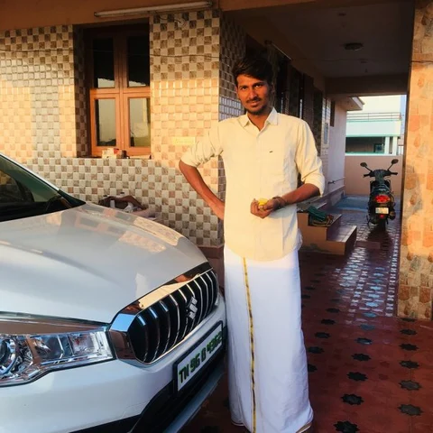 நேசமணியின் நிலைக்கு இந்த விக்னேஷ்தான் காரணம் - இவர் என்ன சொல்றாருன்னா.. `#Pray_For_Neasamani’