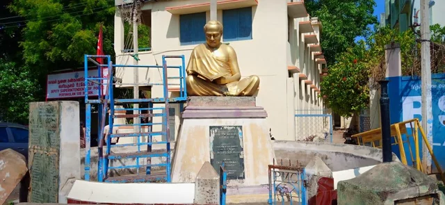 அறிஞர் அண்ணாவைப் பார்த்து பயந்த அ.தி.மு.க எம்.பி ரவீந்திரநாத்குமார்!