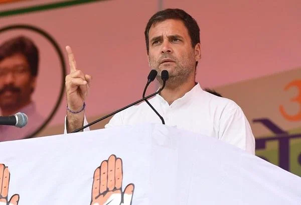 `மோடியின் நாடகம்; சரணடைந்த தேர்தல் ஆணையம்!’ - கடுமையாக விமர்சித்த ராகுல்!