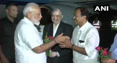 இரண்டாவது முறை பிரதமரான பின் பங்கேற்கும் முதல் நிகழ்ச்சி - கேரளா வந்தடைந்தார் பிரதமர் மோடி