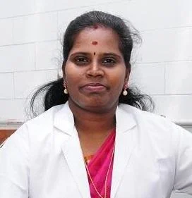 கோடையை இதமாக்கும் `வாழை இலைக் குளியல்'... யாருக்குப் பலன்தரும்?