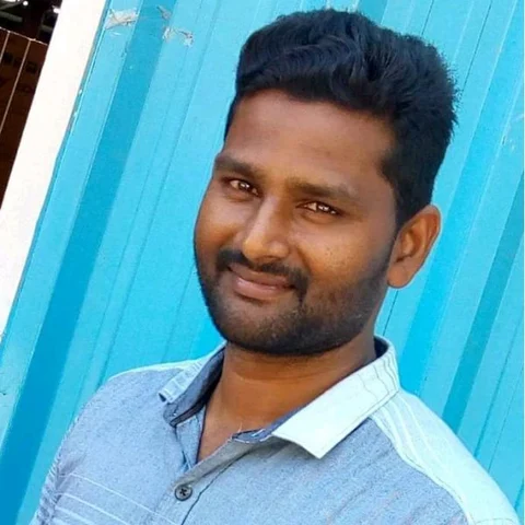 `அவர் குடும்பம் நிர்க்கதியாய் நிற்கிறது; அரசு உதவ வேண்டும்!' - தஞ்சை சமூக ஆர்வலருக்காகத் திரண்ட மக்கள்